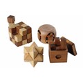 [ENG_340903] 4 IQ Puzzels assortis en boite de couleur